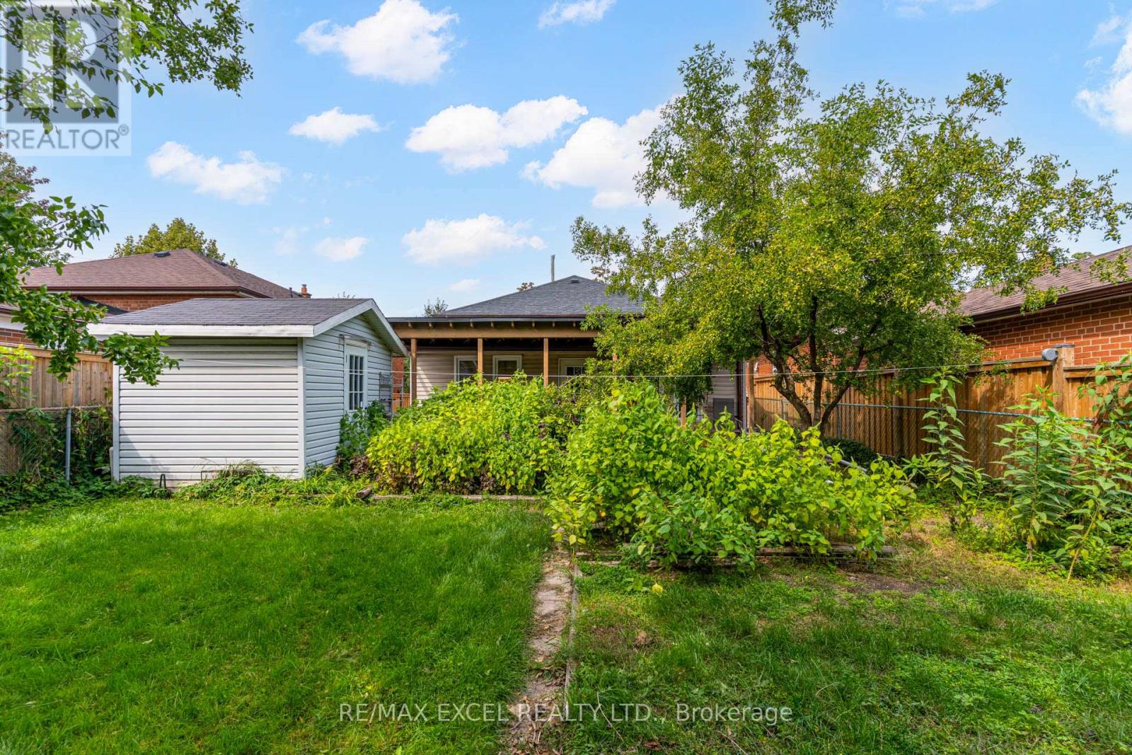 45 Stanmills Road, Toronto, Ontario  M8Z 1Y1 - Photo 50 - W12454312