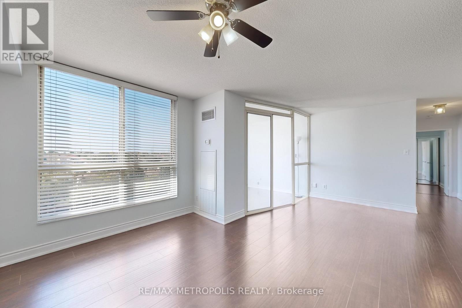 606 - 2901 Kipling Avenue, Toronto, Ontario  M9V 5E5 - Photo 12 - W12454329