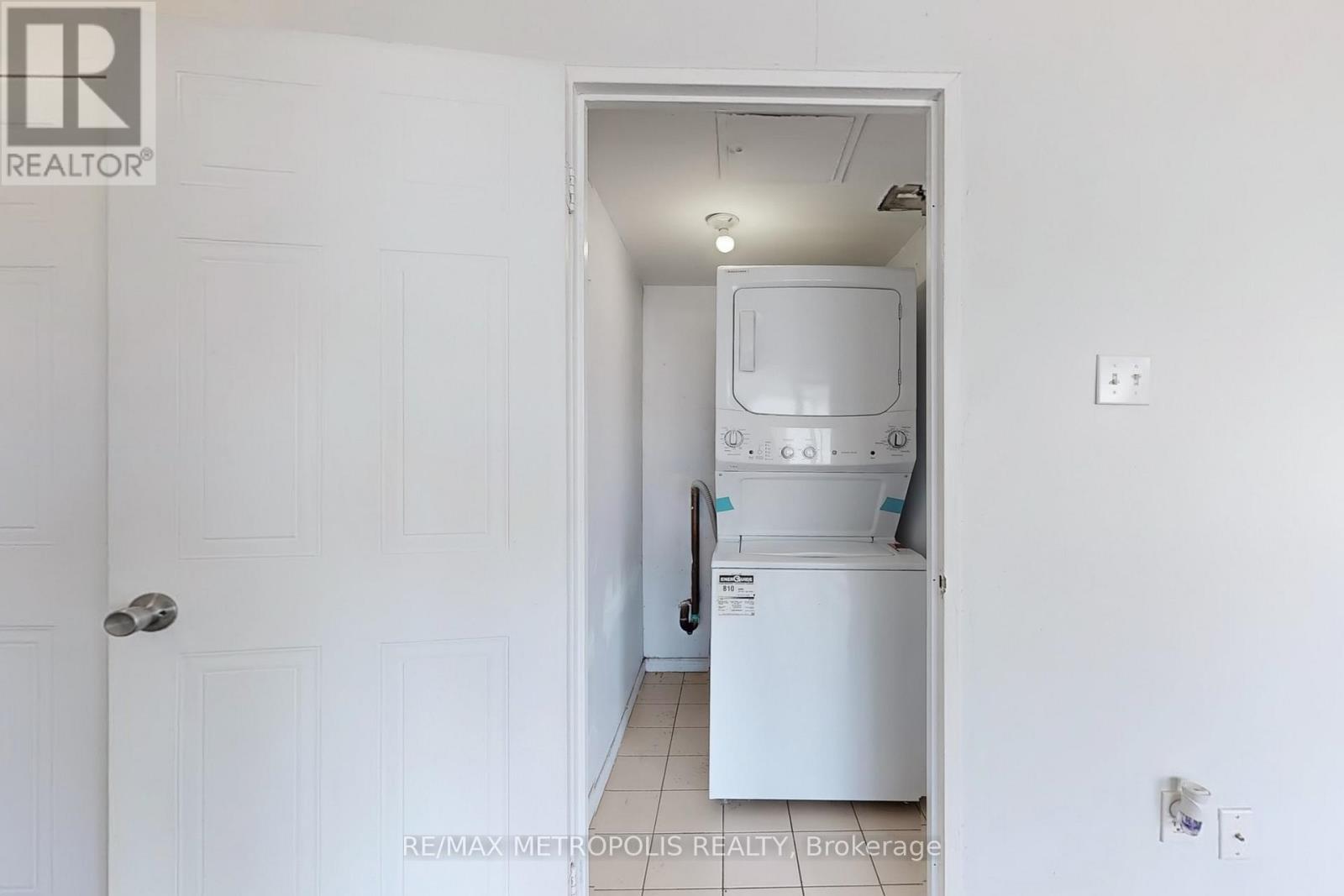 606 - 2901 Kipling Avenue, Toronto, Ontario  M9V 5E5 - Photo 38 - W12454329