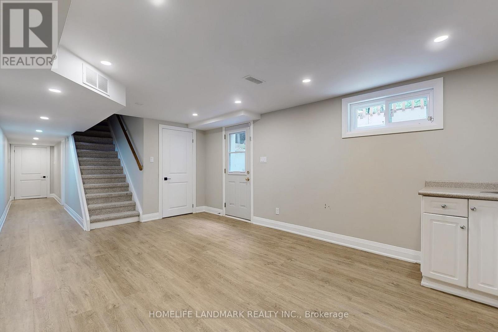 456 Chamberlain Lane, Oakville, Ontario  L6J 4H5 - Photo 43 - W12454344