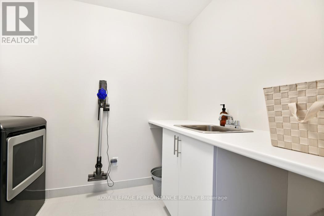 713 Cap Diamant Way, Ottawa, Ontario  K4A 1J6 - Photo 22 - X12454202
