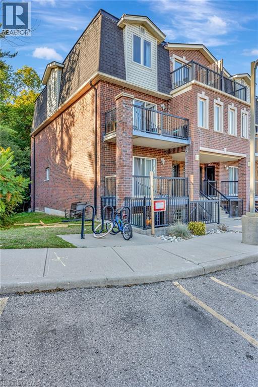 45 Cedarhill Crescent Unit# 1d, Kitchener, Ontario  N2E 0A2 - Photo 3 - 40777947