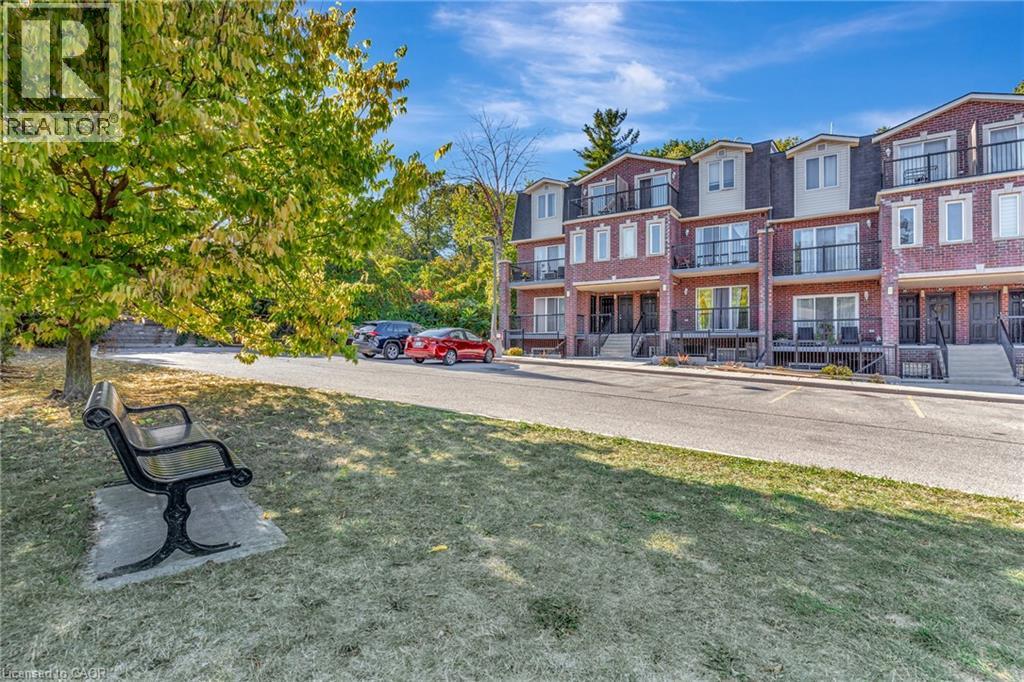 45 Cedarhill Crescent Unit# 1d, Kitchener, Ontario  N2E 0A2 - Photo 4 - 40777947