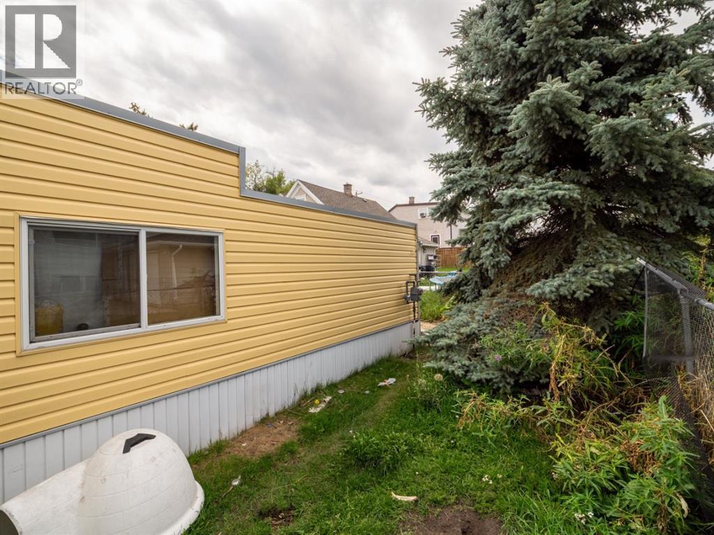305 2 Avenue W, Cardston, Alberta  T0K 0K0 - Photo 31 - A2248056