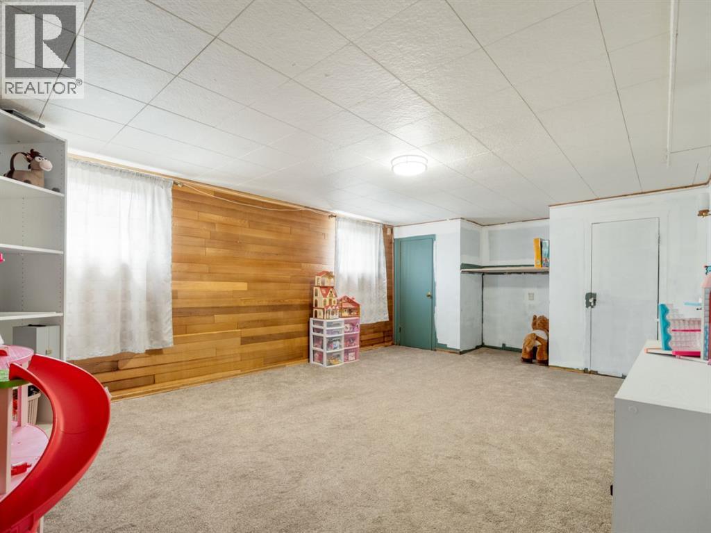 305 2 Avenue W, Cardston, Alberta  T0K 0K0 - Photo 22 - A2248056