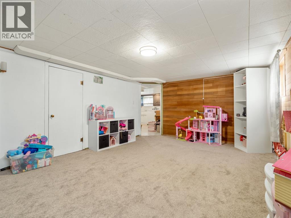 305 2 Avenue W, Cardston, Alberta  T0K 0K0 - Photo 24 - A2248056