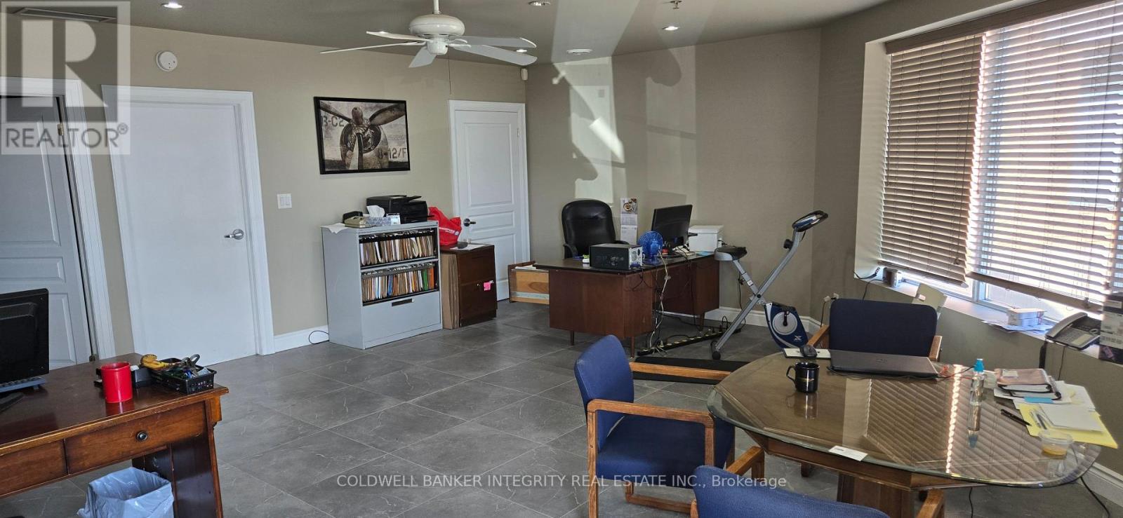 15 - 5115 Harvester Road, Burlington, Ontario  L7L 0A3 - Photo 3 - W12450555