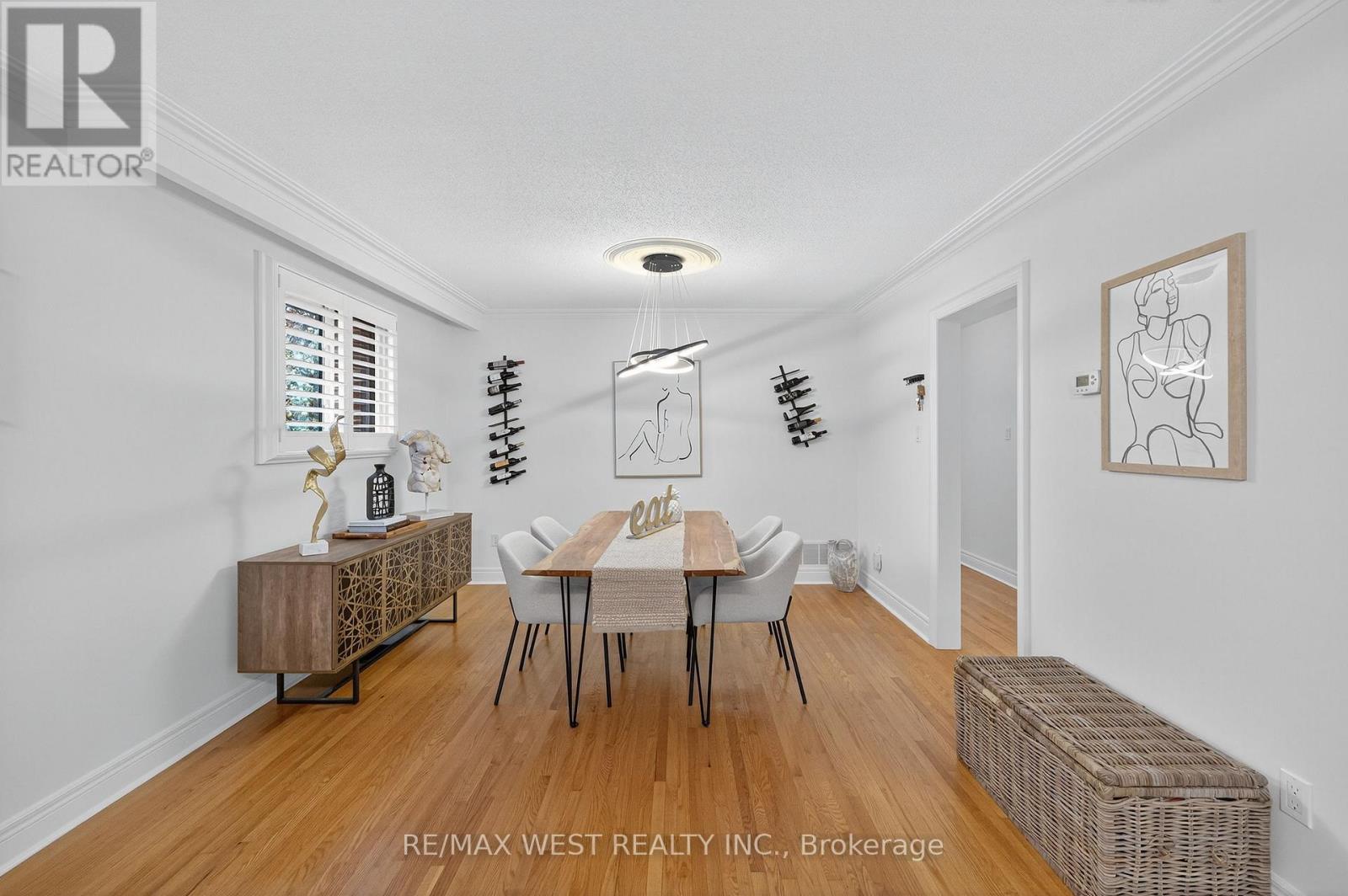 43 St Georges Boulevard, Toronto (Kingsview Village-The Westway), Ontario  M9R 1X3 - Photo 15 - W12429072
