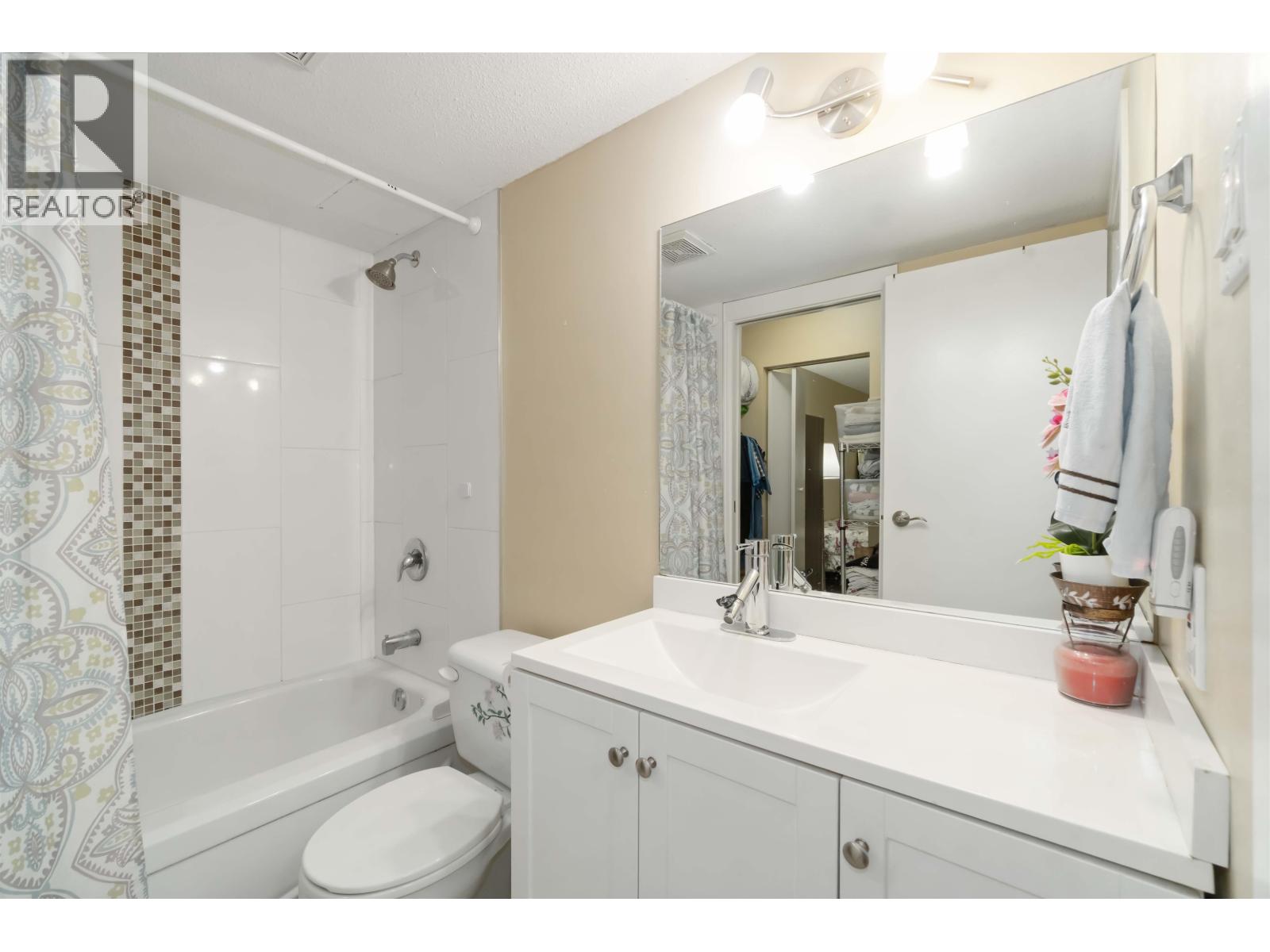 226 8460 Ackroyd Road, Richmond, British Columbia  V6X 3E9 - Photo 13 - R3055948