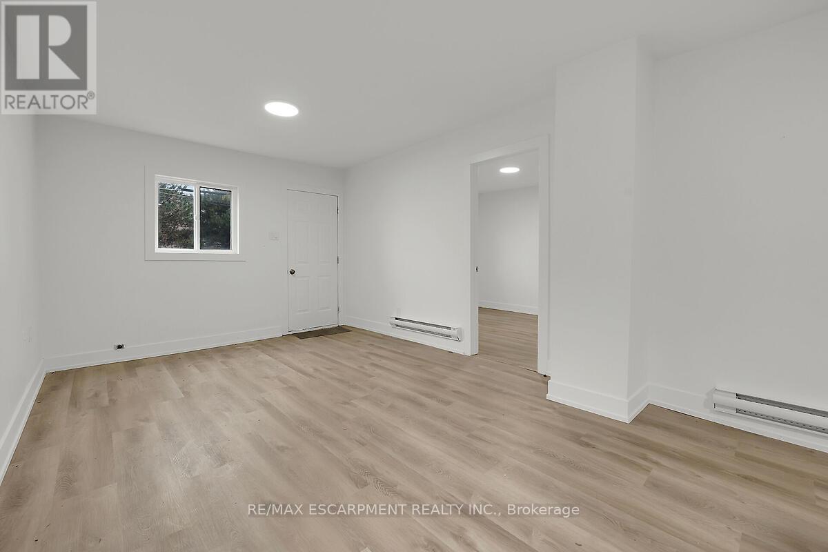 34 Rykert Street, St. Catharines, Ontario  L2S 1Z1 - Photo 9 - X12454261