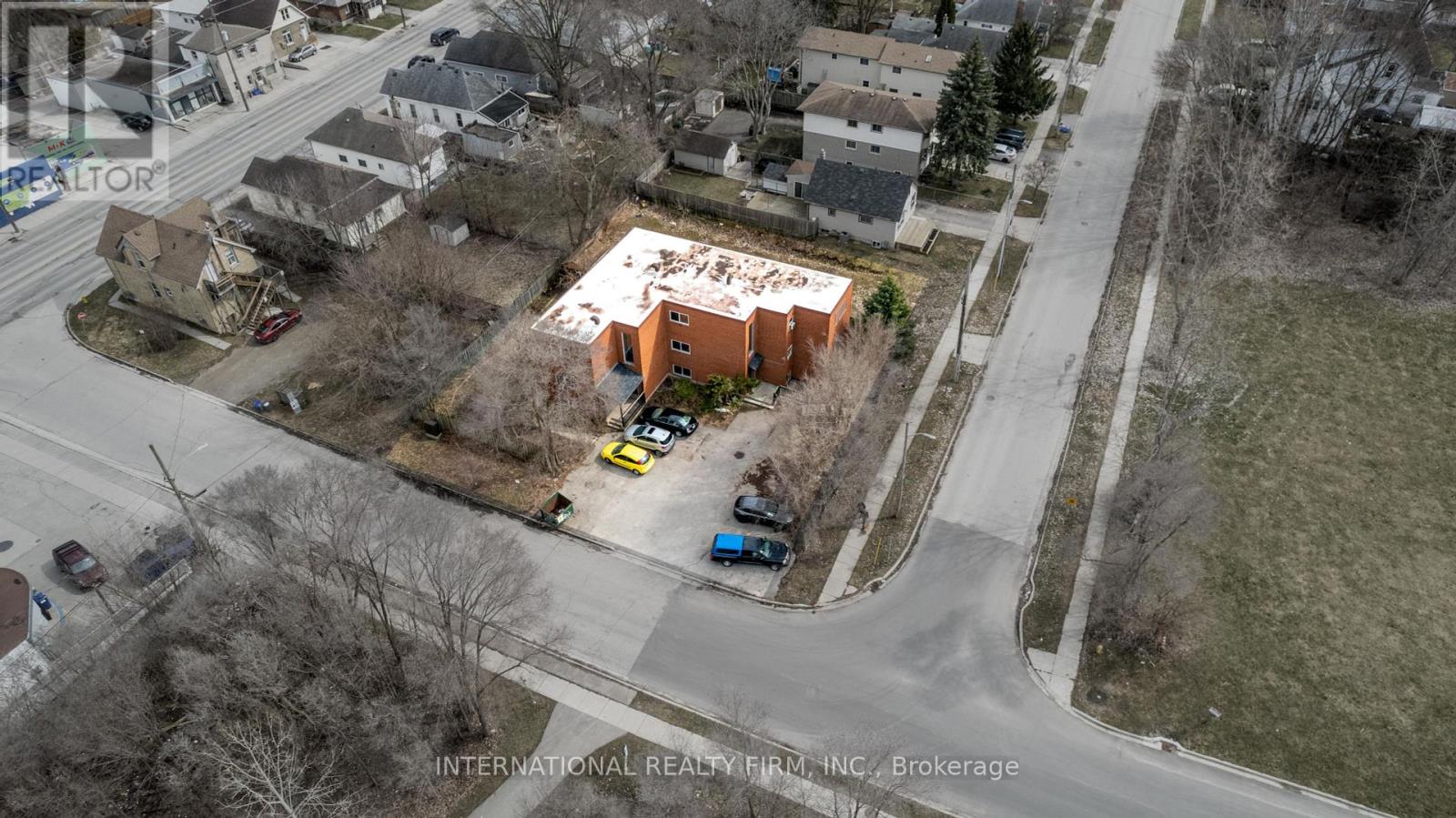 24 BROOKSIDE STREET, London South, Ontario