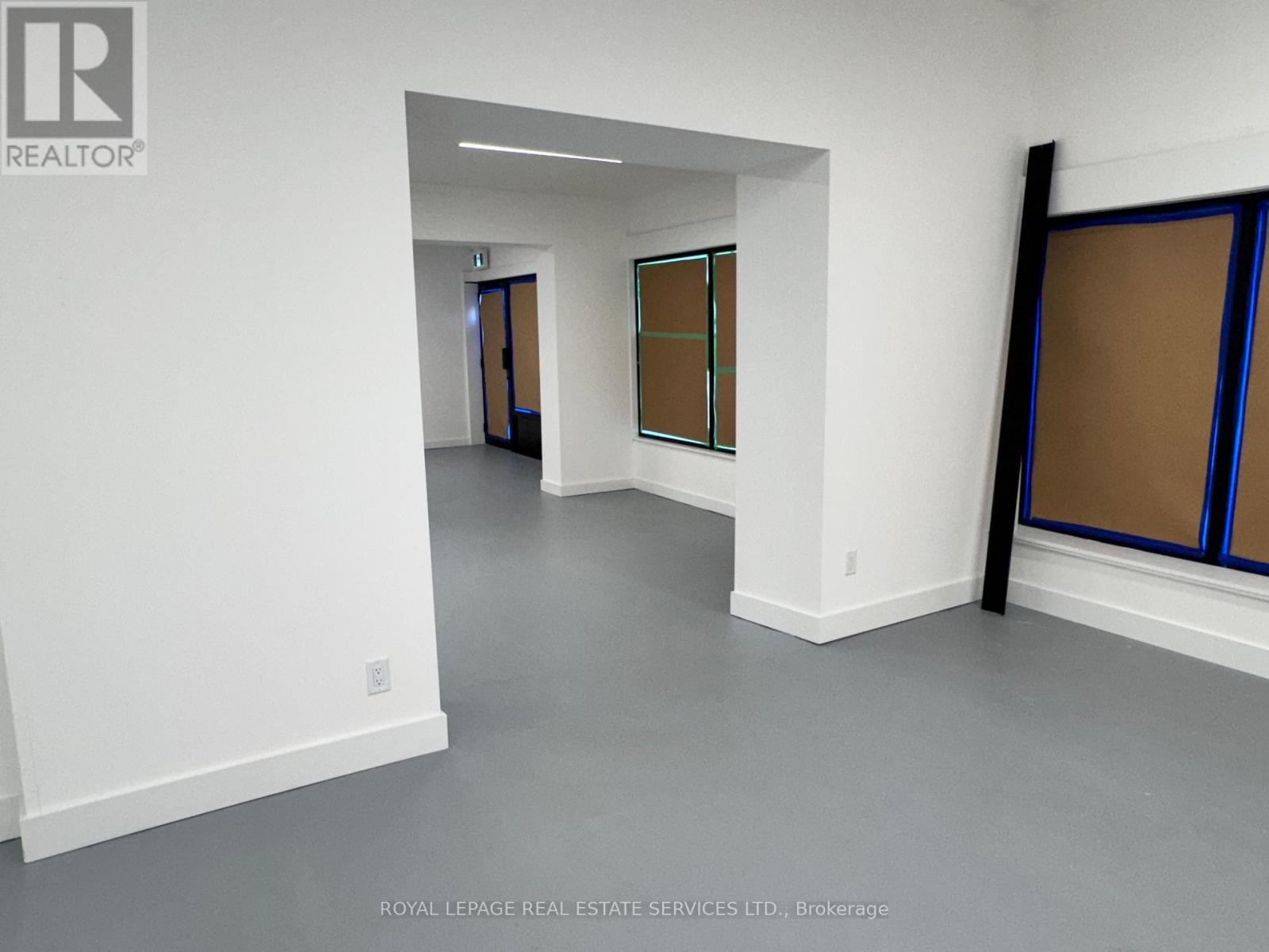 1068 Barton Street E, Hamilton, Ontario  L8L 3E6 - Photo 8 - X12454304