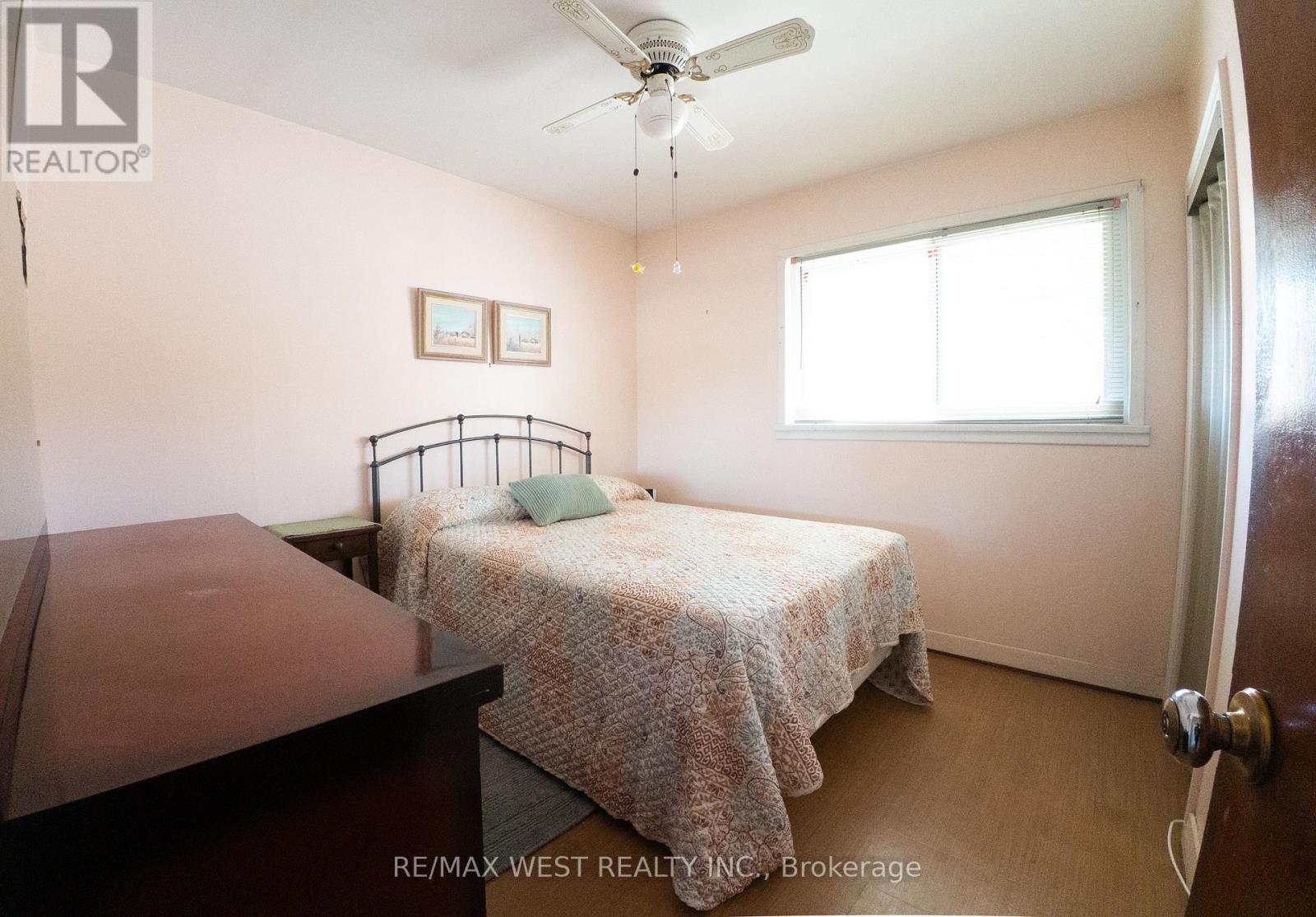 596 O'brien Street, North Bay, Ontario  P1B 5W4 - Photo 5 - X12454331