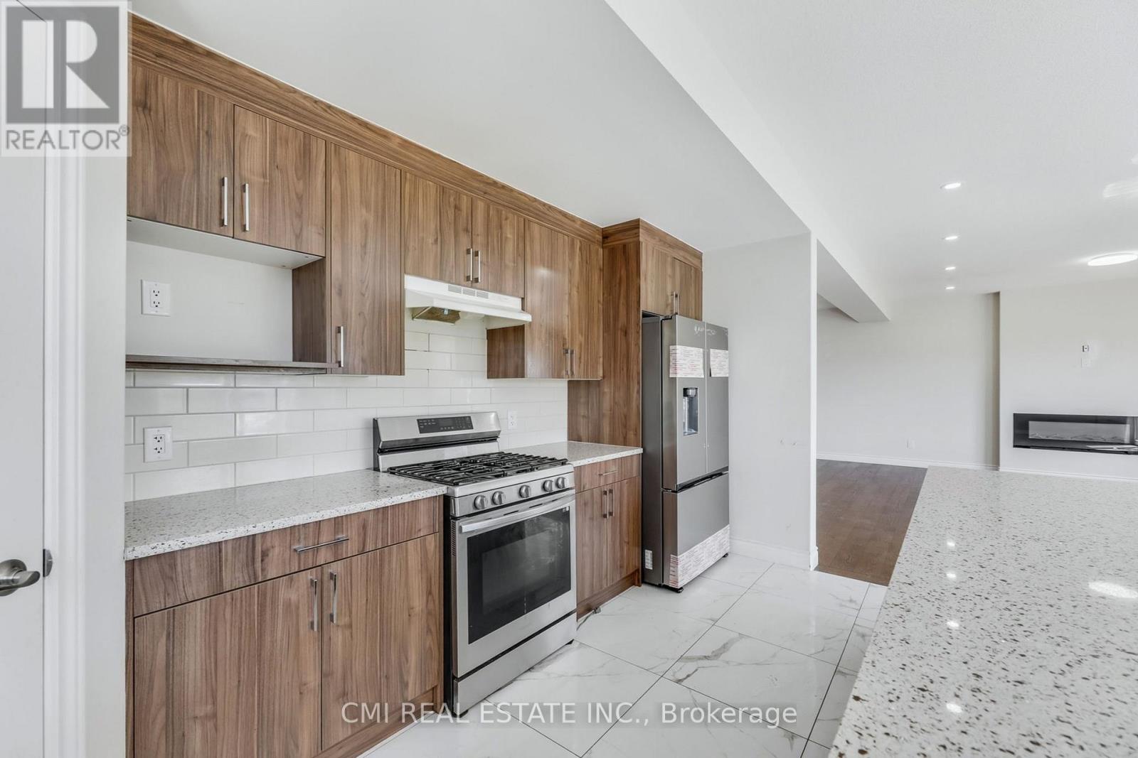 2355 Bakervilla Street, London South, Ontario  N6P 0H4 - Photo 17 - X12454346