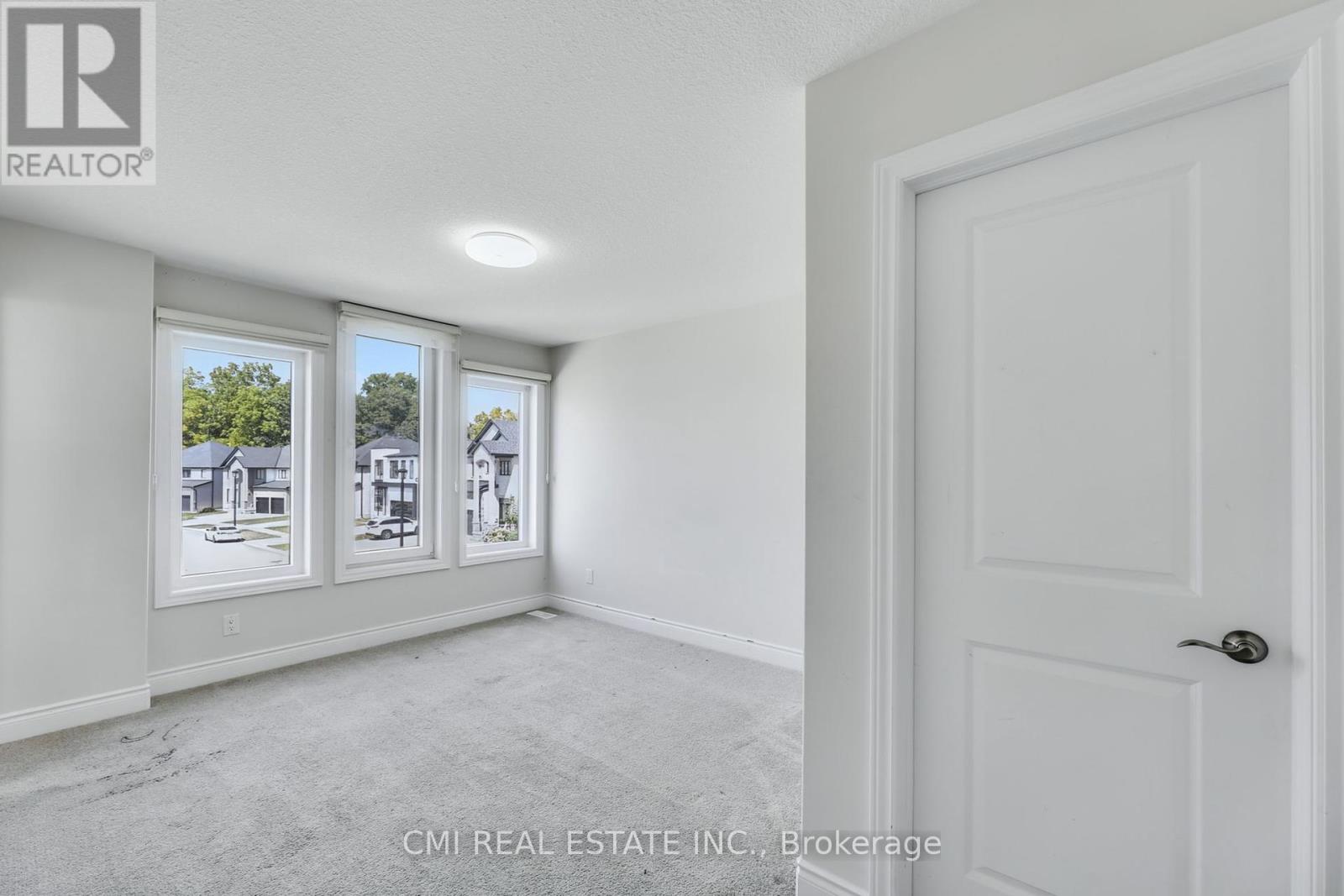 2355 Bakervilla Street, London South, Ontario  N6P 0H4 - Photo 34 - X12454346