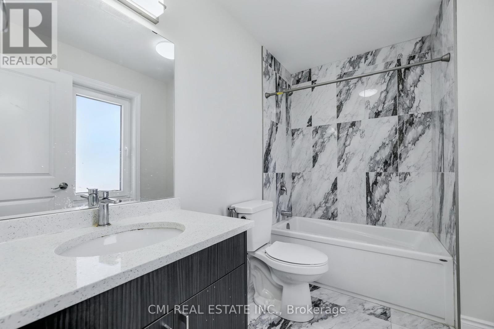2355 Bakervilla Street, London South, Ontario  N6P 0H4 - Photo 35 - X12454346