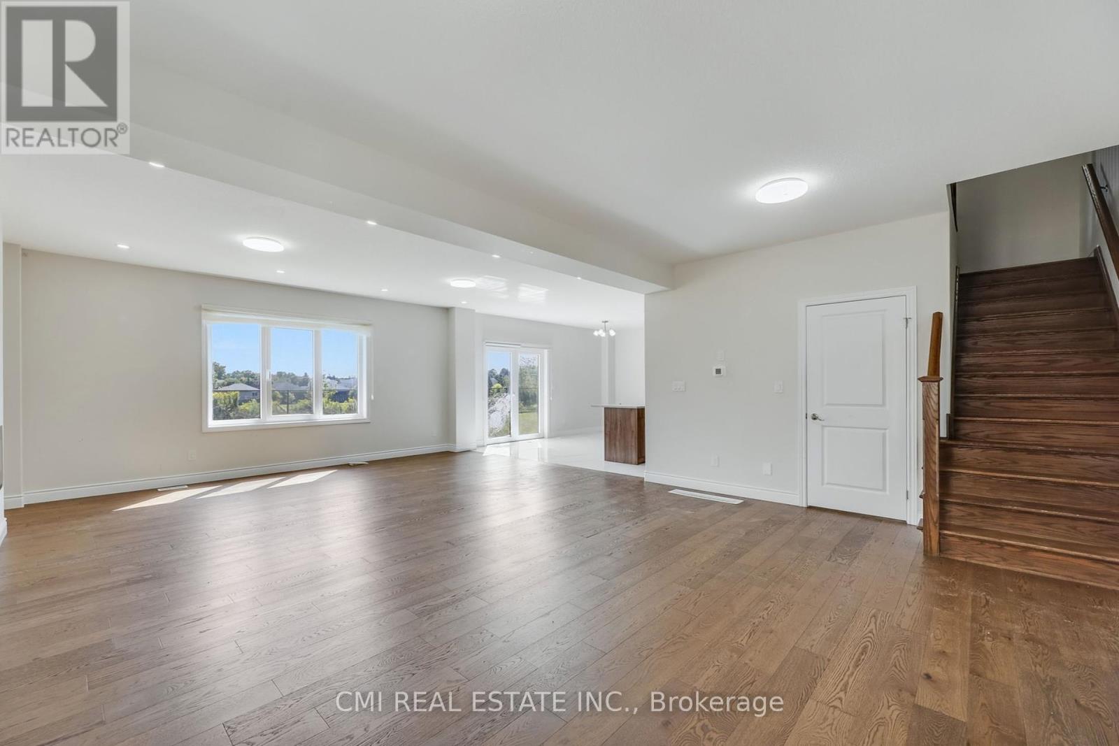 2355 Bakervilla Street, London South, Ontario  N6P 0H4 - Photo 9 - X12454346