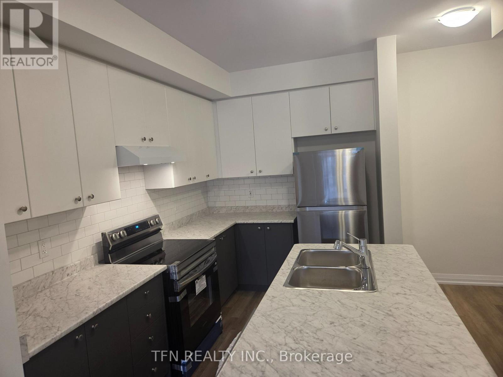 9 Kensington Road, Haldimand, Ontario  N3W 0K2 - Photo 8 - X12454357
