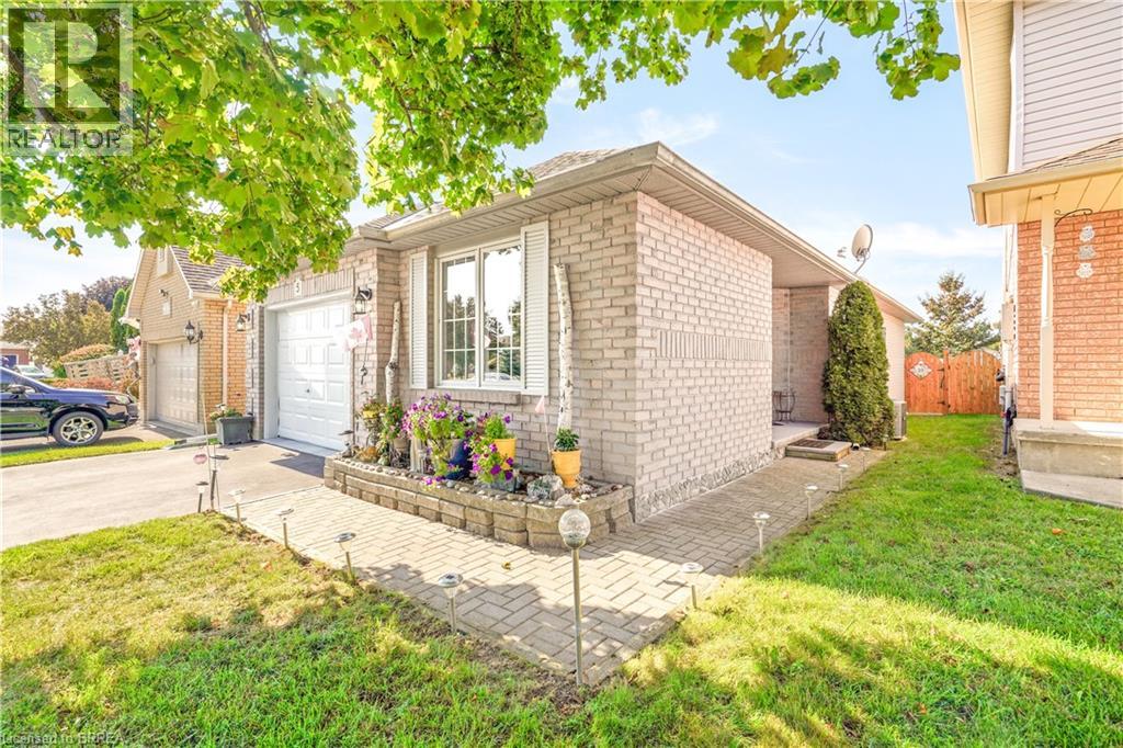 5 Anastasia Crescent, Brantford, Ontario  N3P 2A9 - Photo 4 - 40776654