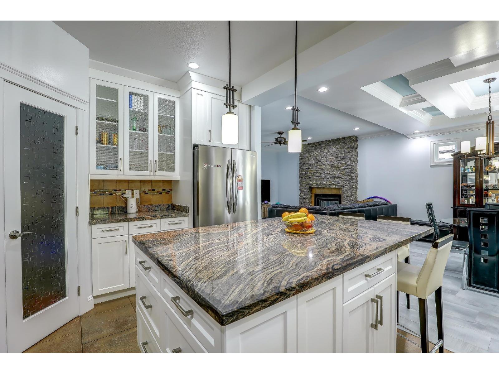 10301 155a Street, Surrey, British Columbia  V3R 4K4 - Photo 12 - R3057070