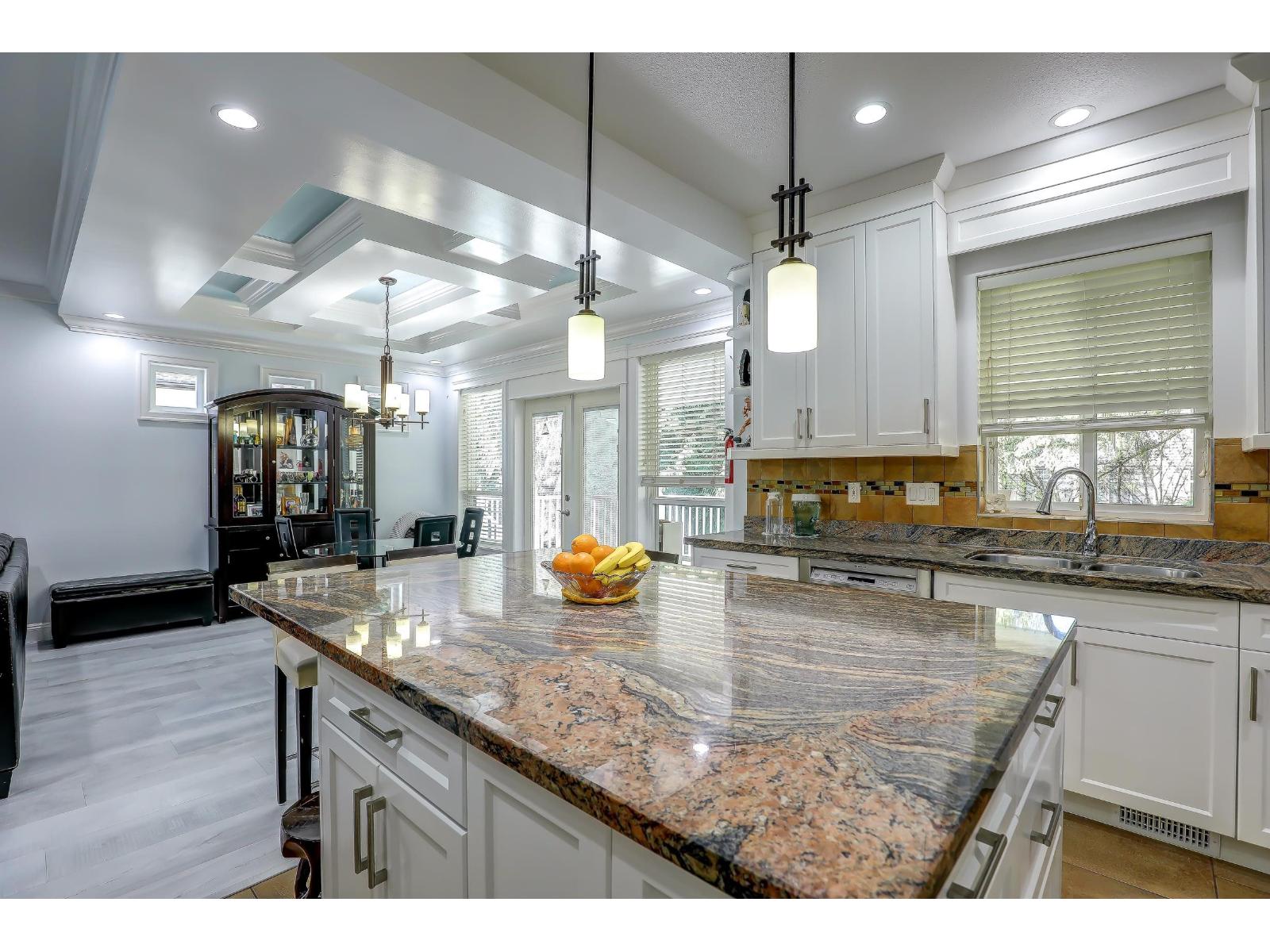 10301 155a Street, Surrey, British Columbia  V3R 4K4 - Photo 13 - R3057070