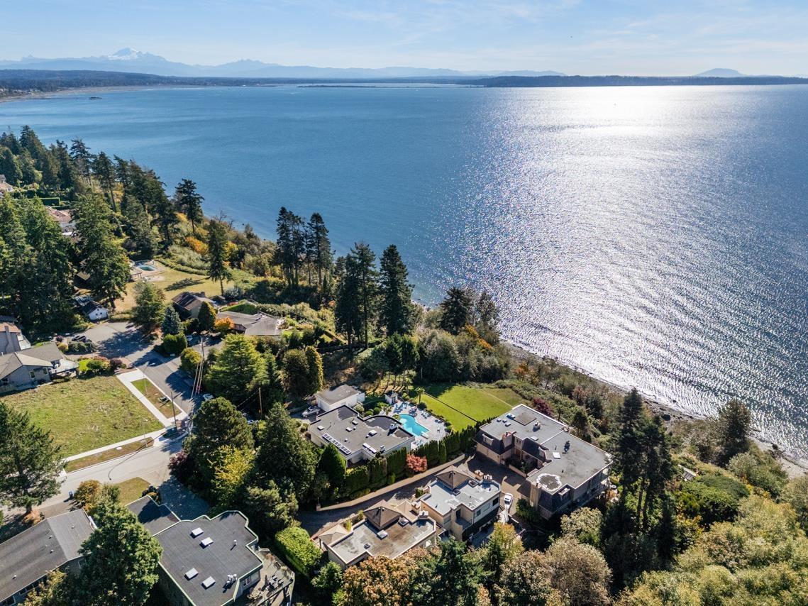 1311 133a Street, Surrey, British Columbia  V4A 4C4 - Photo 4 - R3057020