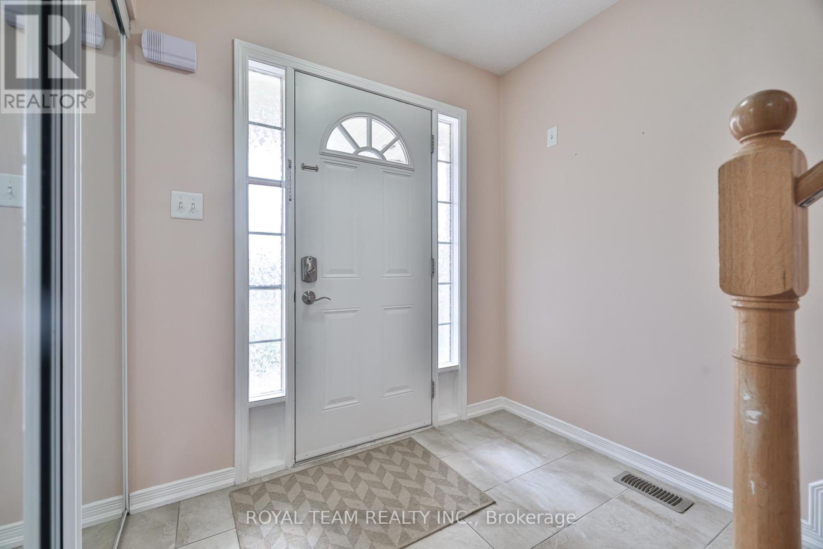 1398 Hunter Street, Innisfil, Ontario  L9S 0H4 - Photo 7 - N12434420