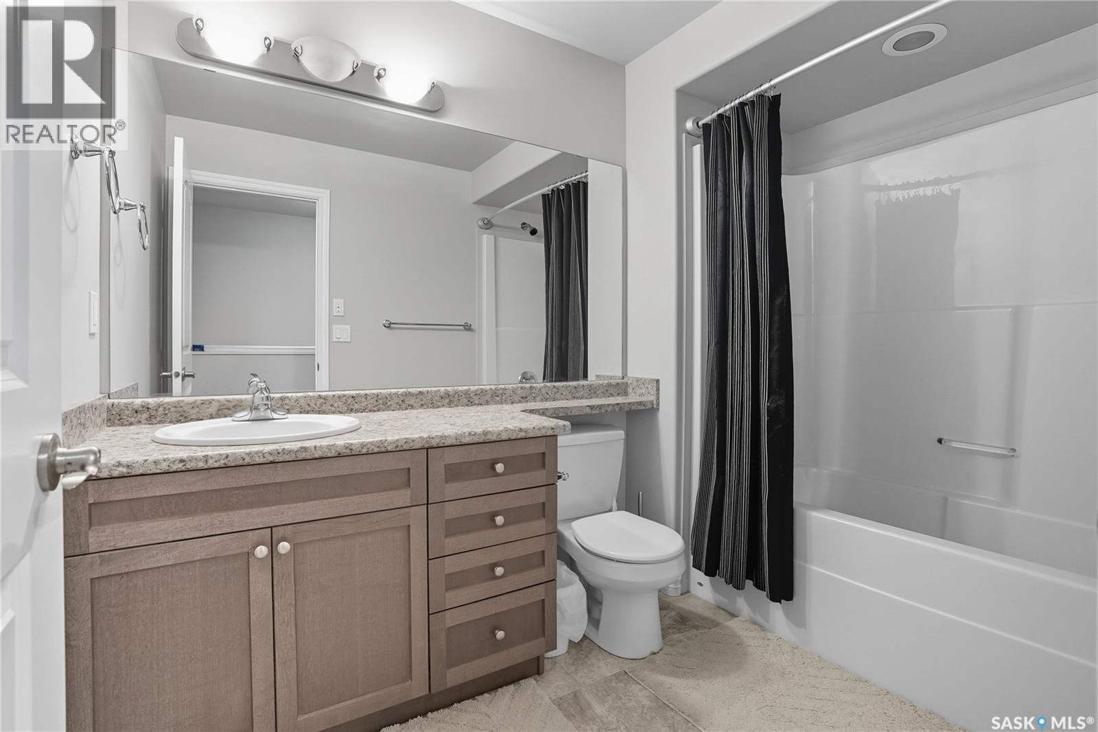 446 Lewin Way, Saskatoon, Saskatchewan  S7T 0T3 - Photo 29 - SK020521