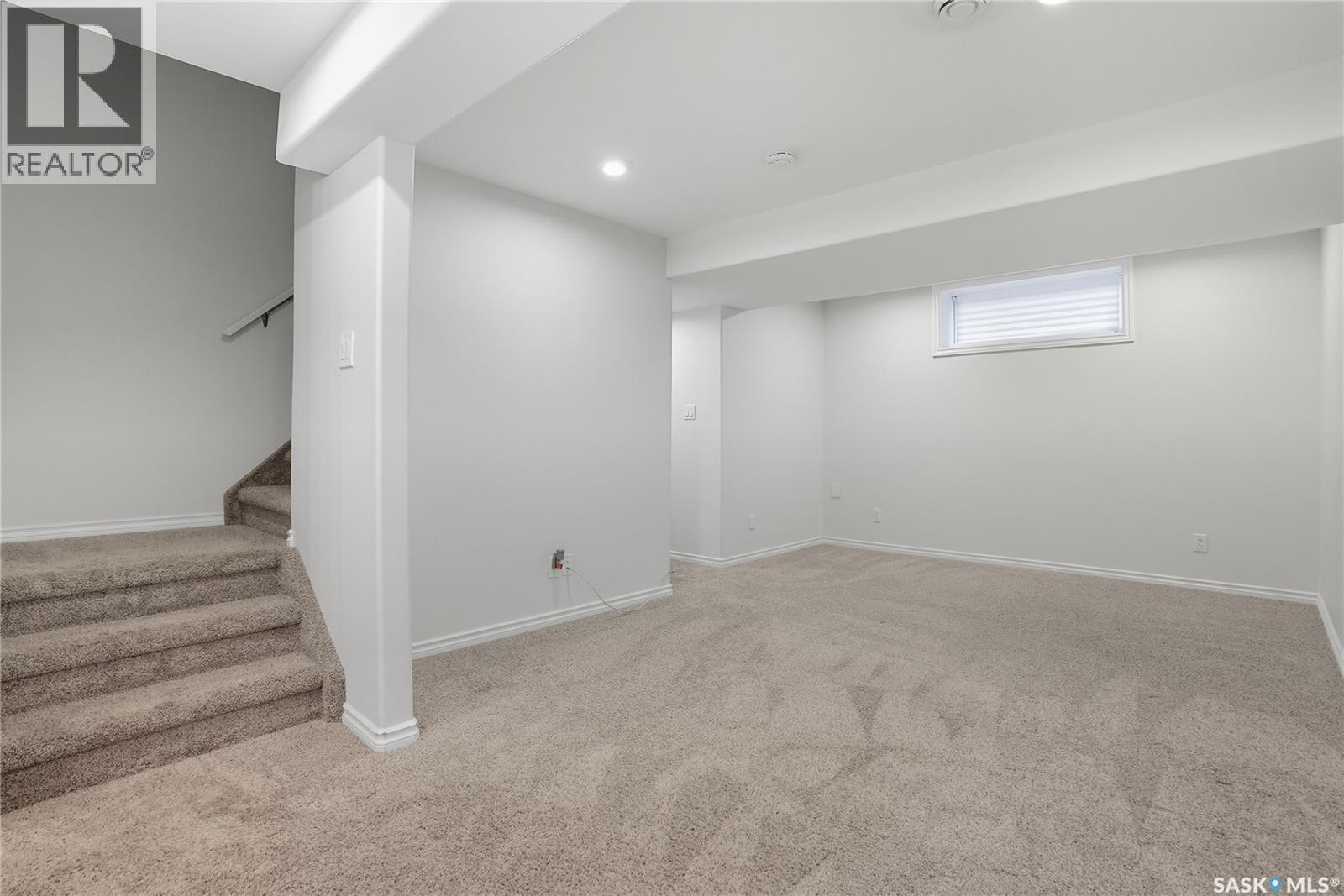 446 Lewin Way, Saskatoon, Saskatchewan  S7T 0T3 - Photo 32 - SK020521