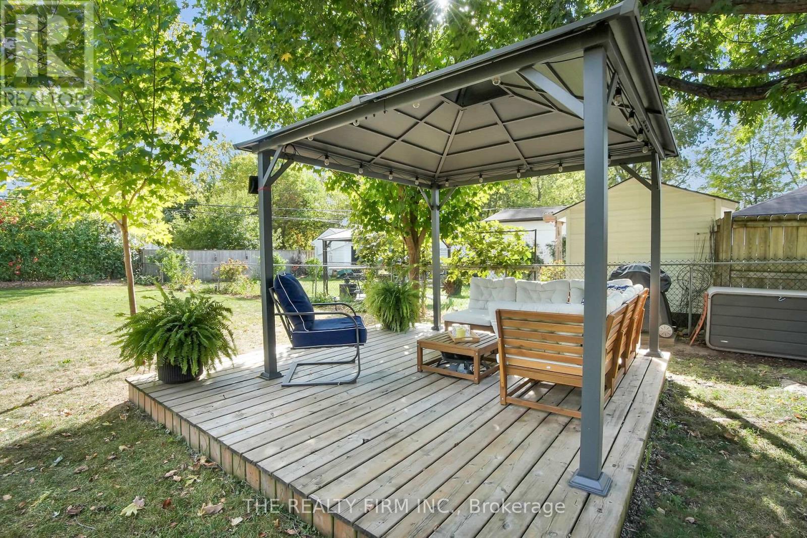 317 Simcoe Street, London East (East K), Ontario  N6B 1J4 - Photo 33 - X12453869