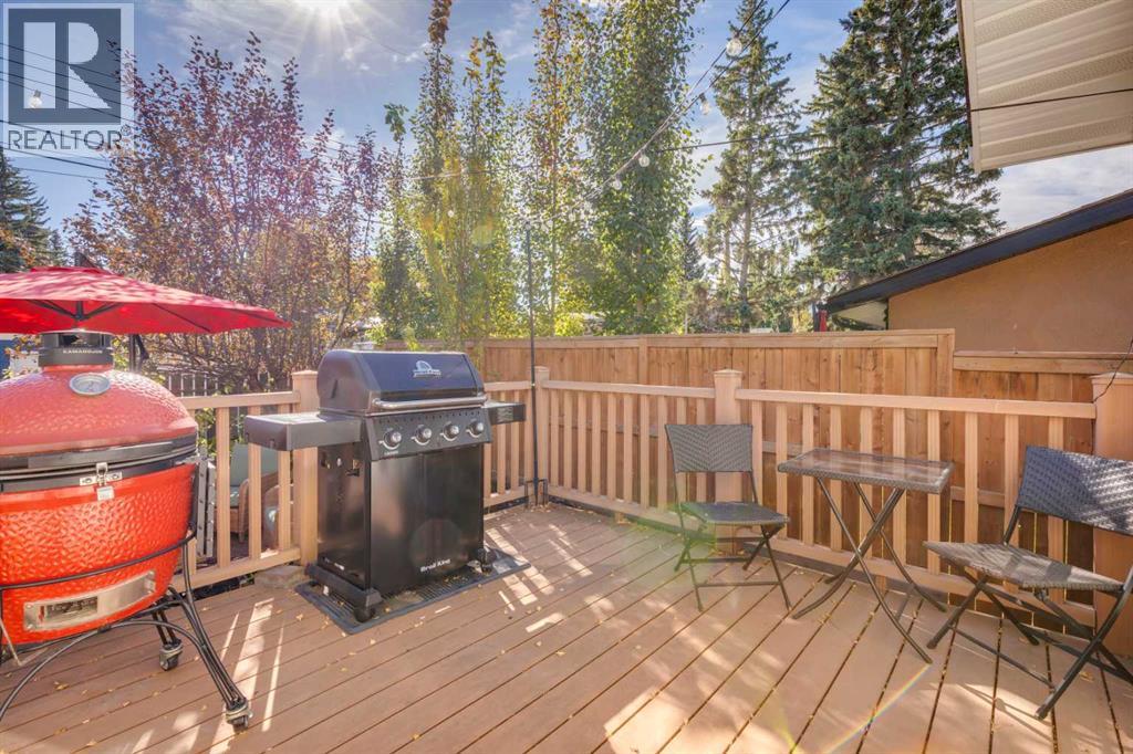 114 Hallbrook Drive Sw, Calgary, Alberta  T2V 3H6 - Photo 39 - A2263456