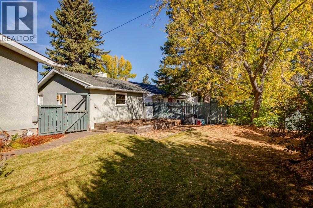 114 Hallbrook Drive Sw, Calgary, Alberta  T2V 3H6 - Photo 43 - A2263456