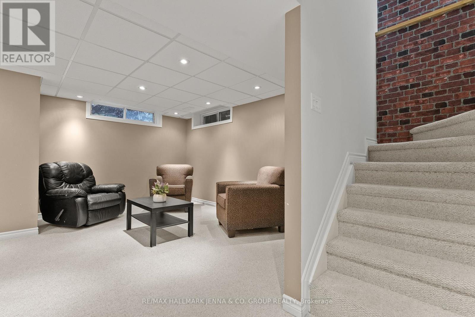 364 Stoneway Drive, Ottawa, Ontario  K2G 6G7 - Photo 28 - X12451839