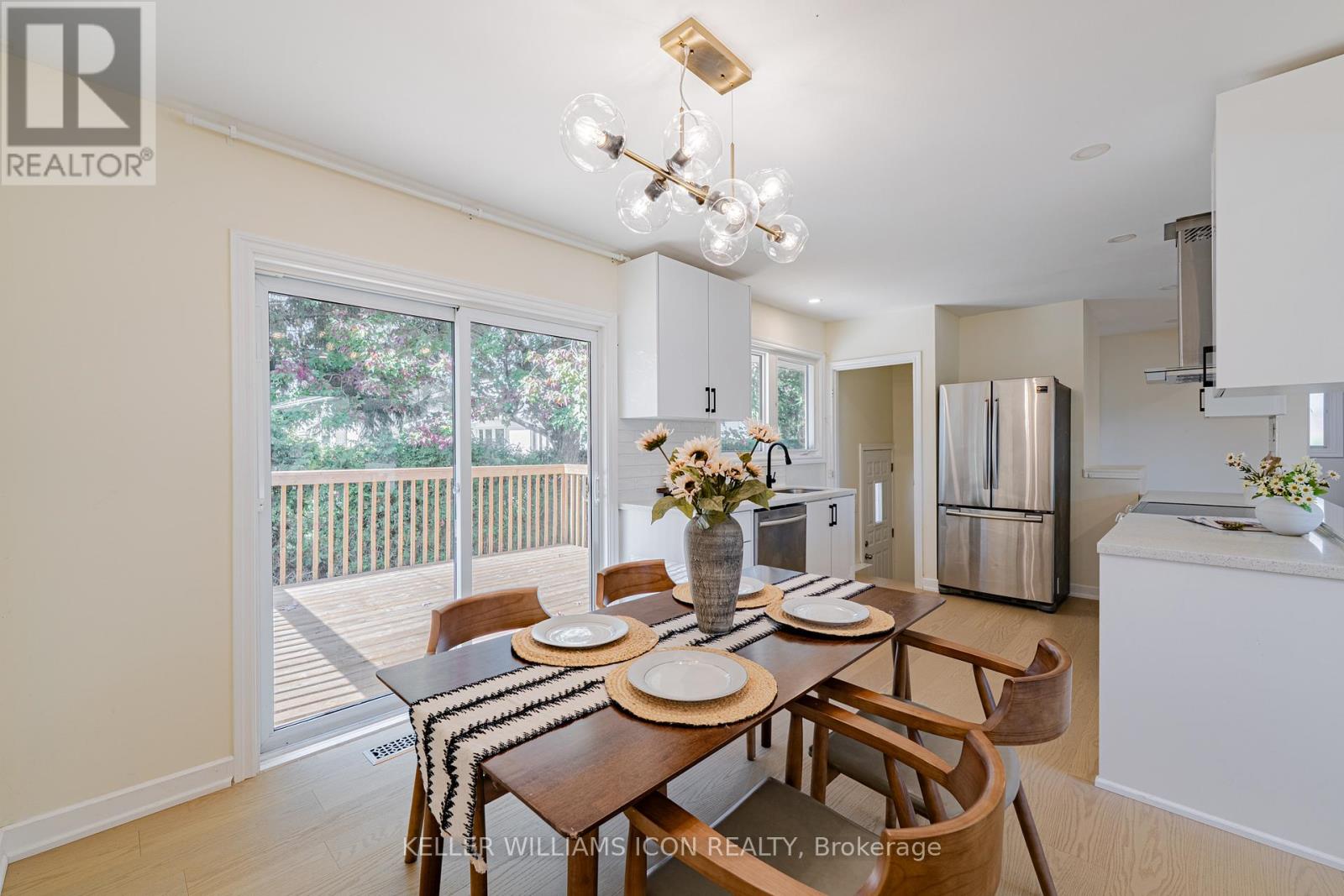 1666 Fisher Avenue, Ottawa, Ontario  K2C 1X7 - Photo 12 - X12452038