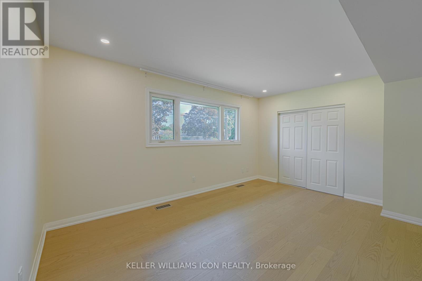 1666 Fisher Avenue, Ottawa, Ontario  K2C 1X7 - Photo 23 - X12452038
