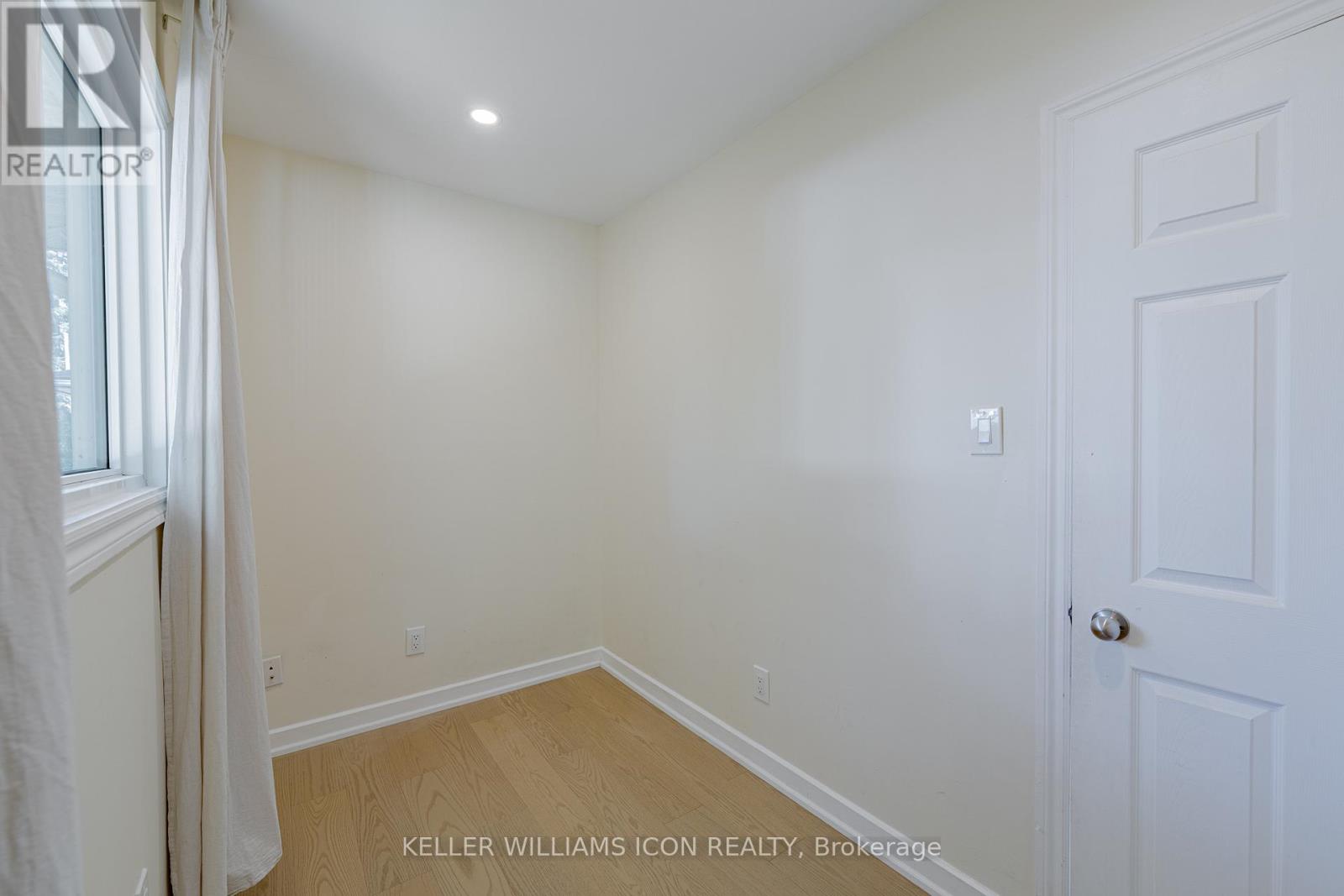 1666 Fisher Avenue, Ottawa, Ontario  K2C 1X7 - Photo 25 - X12452038