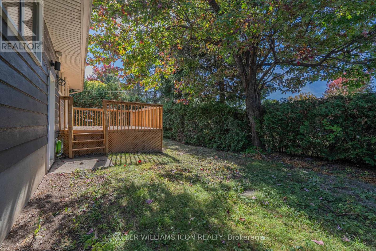 1666 Fisher Avenue, Ottawa, Ontario  K2C 1X7 - Photo 32 - X12452038