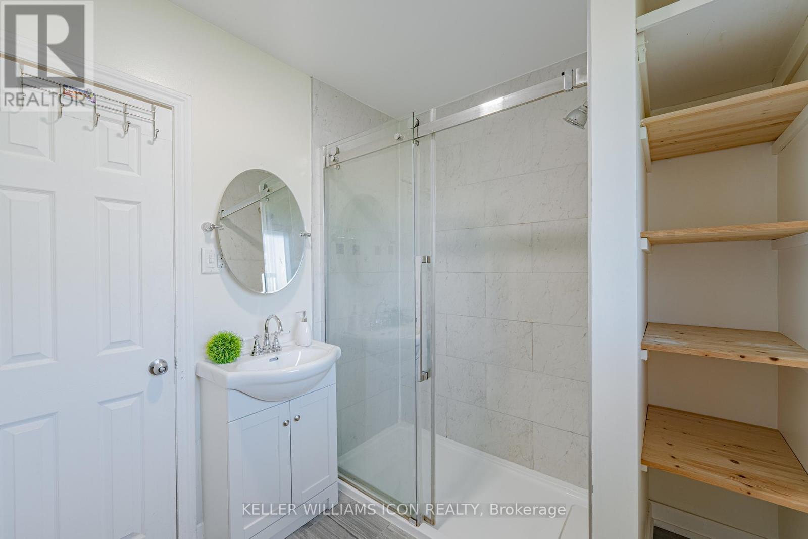1666 Fisher Avenue, Ottawa, Ontario  K2C 1X7 - Photo 28 - X12452038