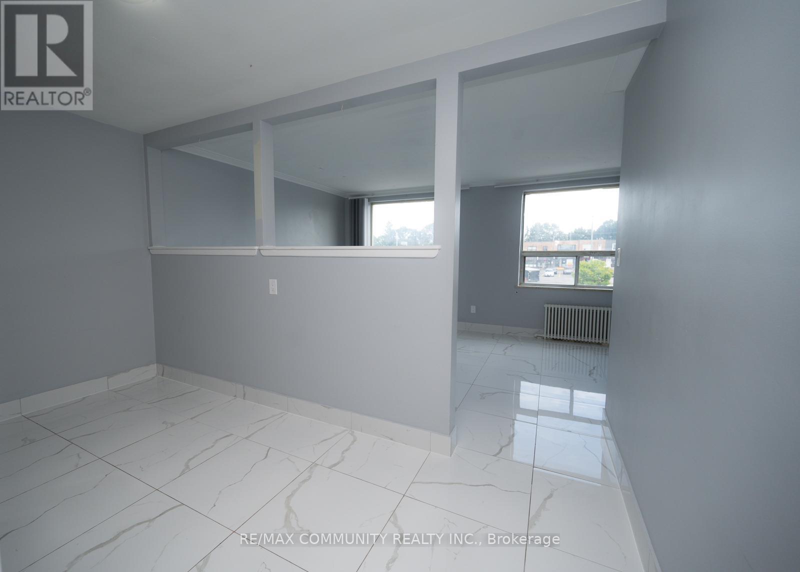 1 - 2624 Eglinton Avenue E, Toronto, Ontario  M1K 2S3 - Photo 5 - E12454424