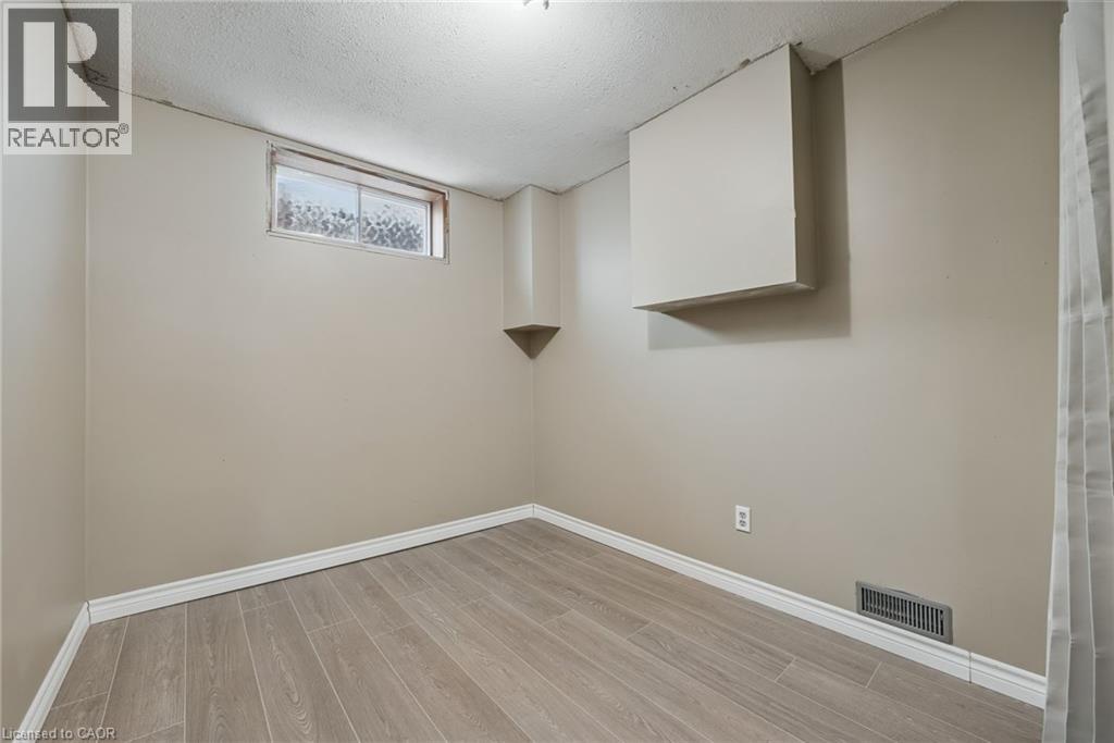 3 Envoy Boulevard, Stoney Creek, Ontario  L8G 4M1 - Photo 7 - 40777944