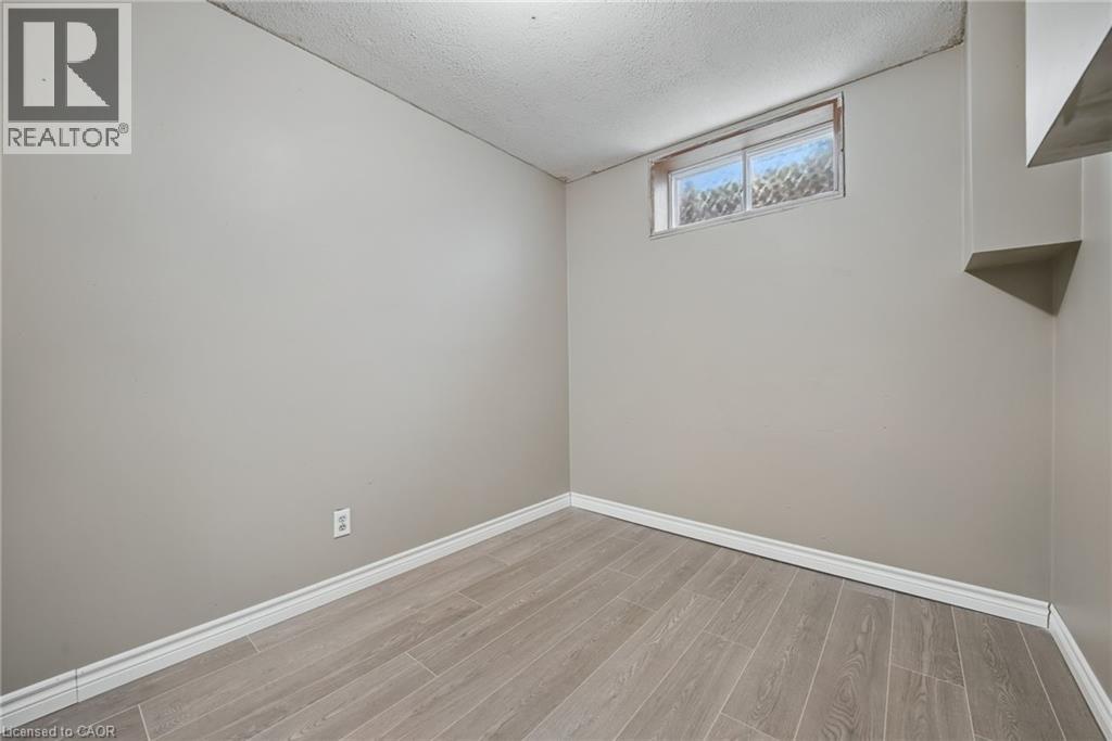 3 Envoy Boulevard, Stoney Creek, Ontario  L8G 4M1 - Photo 8 - 40777944