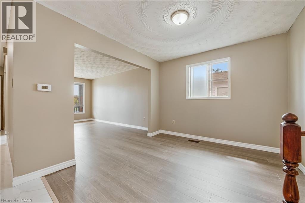 3 Envoy Boulevard, Stoney Creek, Ontario  L8G 4M1 - Photo 9 - 40777944