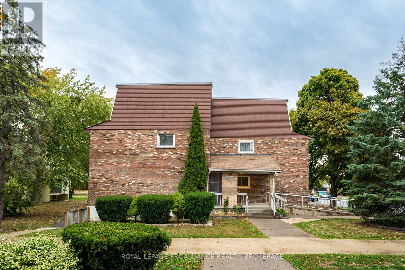 101 - 845 MILFORD DRIVE, Kingston, Ontario