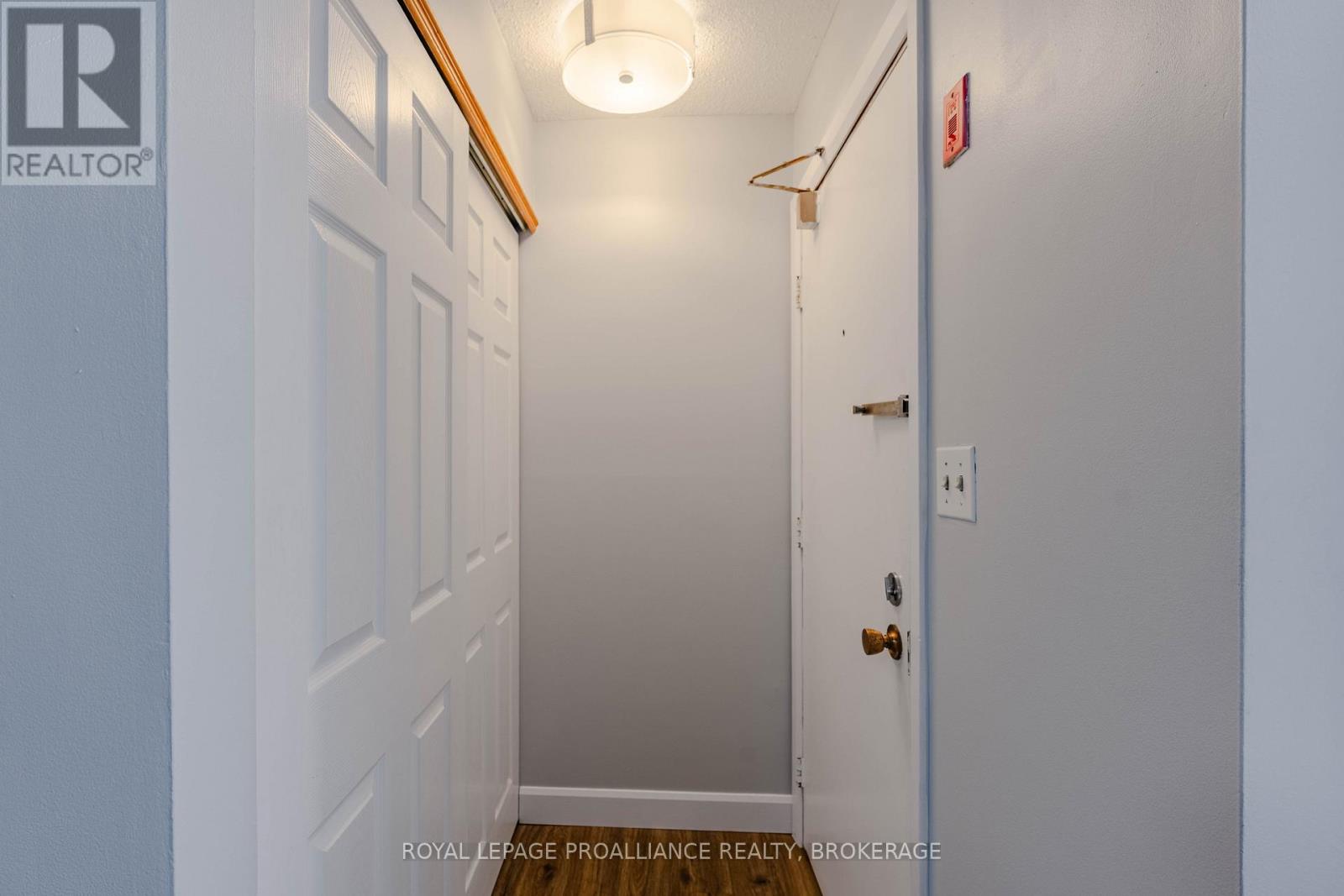 101 - 845 Milford Drive, Kingston, Ontario  K7P 1A7 - Photo 4 - X12454472