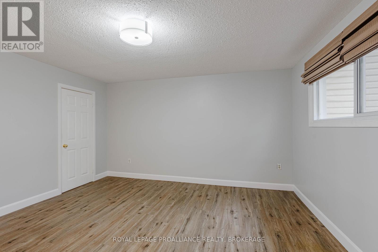 101 - 845 Milford Drive, Kingston, Ontario  K7P 1A7 - Photo 6 - X12454472