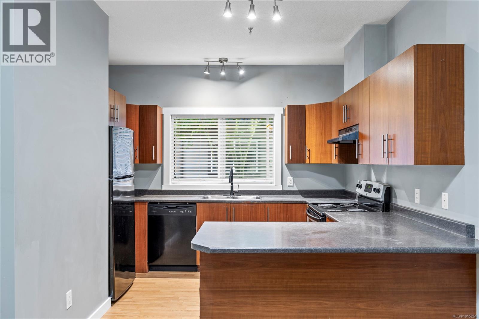 102 582 Rosehill St, Nanaimo, British Columbia  V9S 1H6 - Photo 13 - 1015264