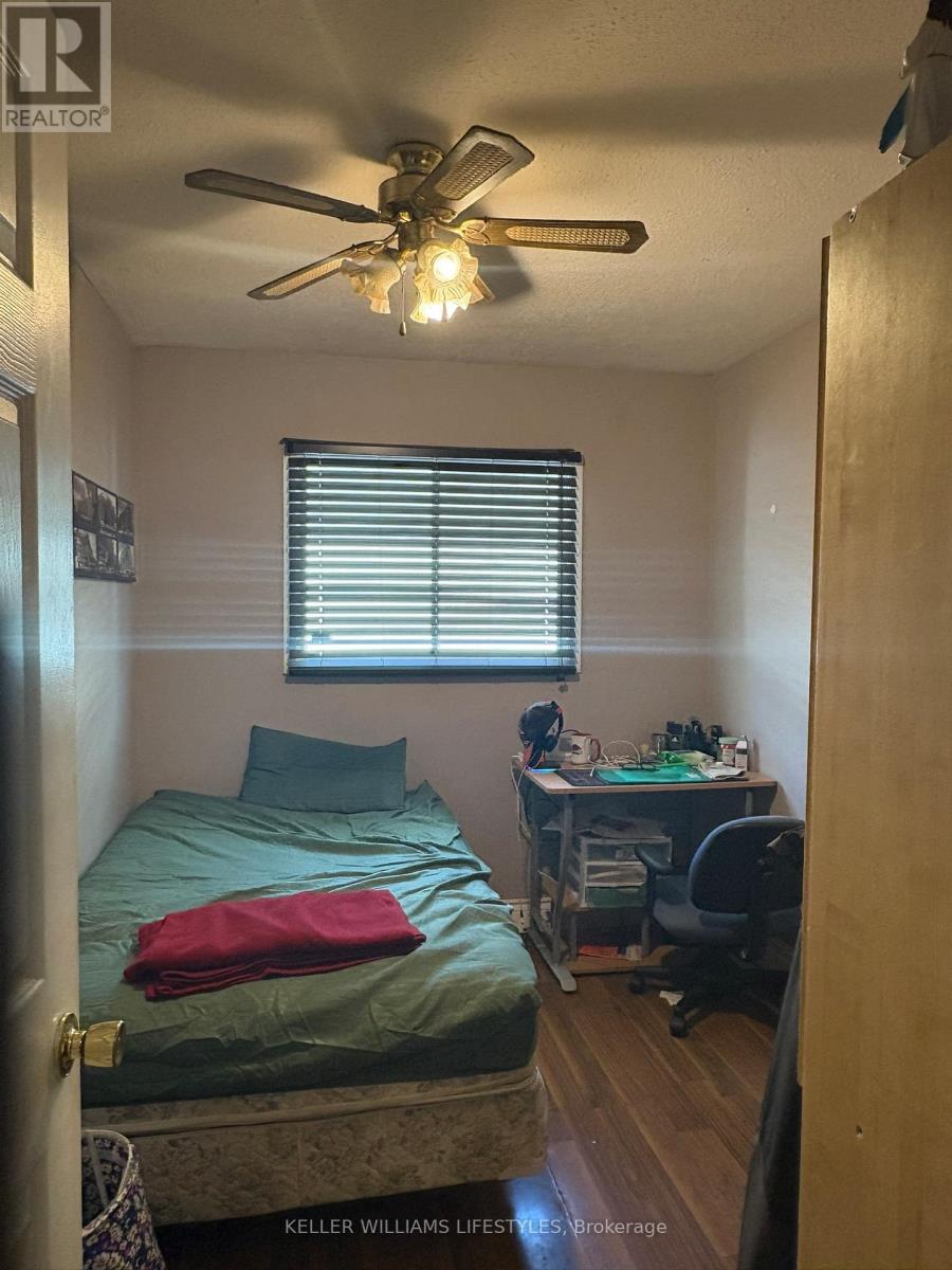1904 Culver Drive, London East (East I), Ontario  N5V 3K6 - Photo 6 - X12454504