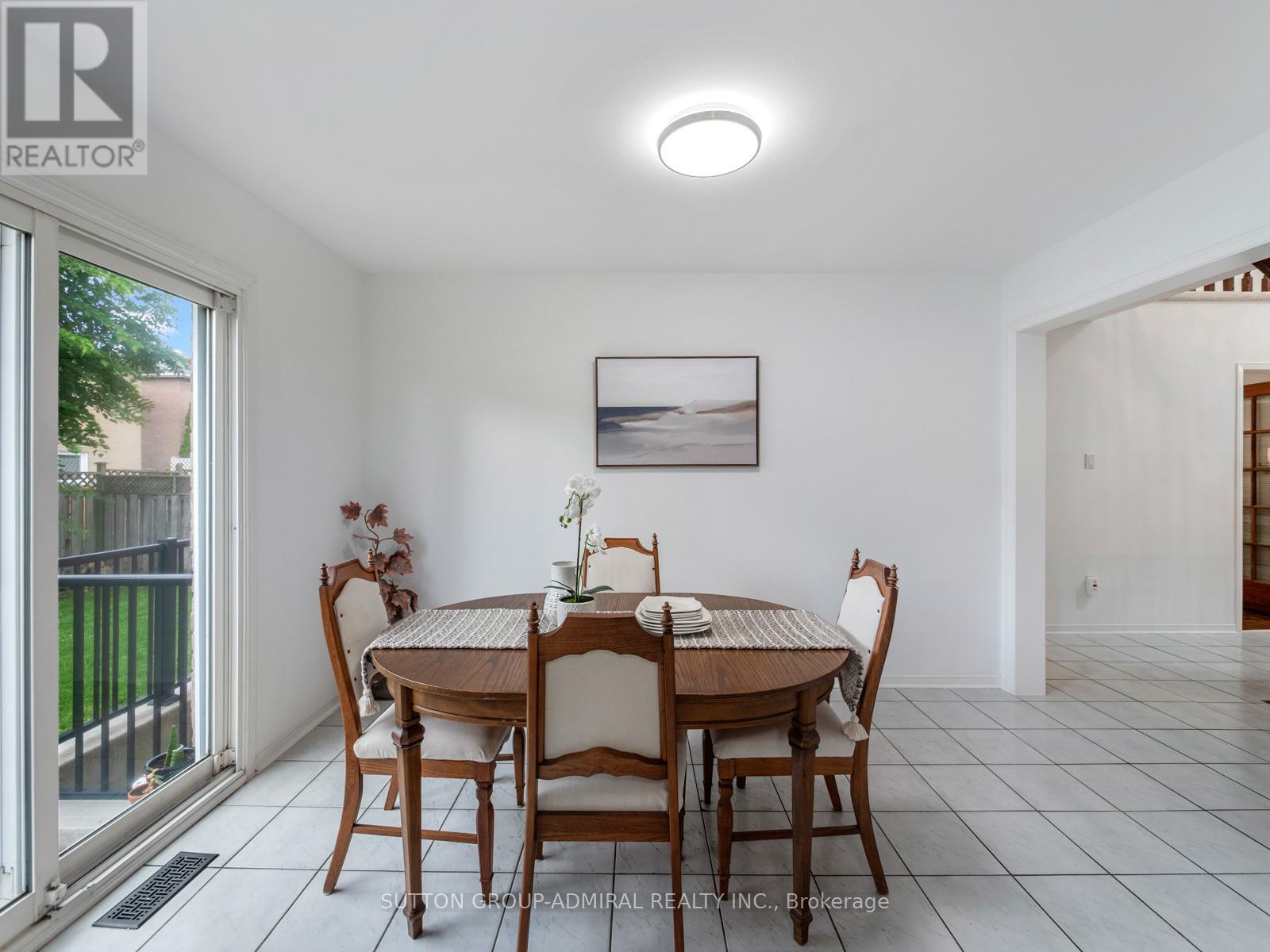 40 Brookmill Drive, Vaughan, Ontario  L4J 6K5 - Photo 11 - N12454382