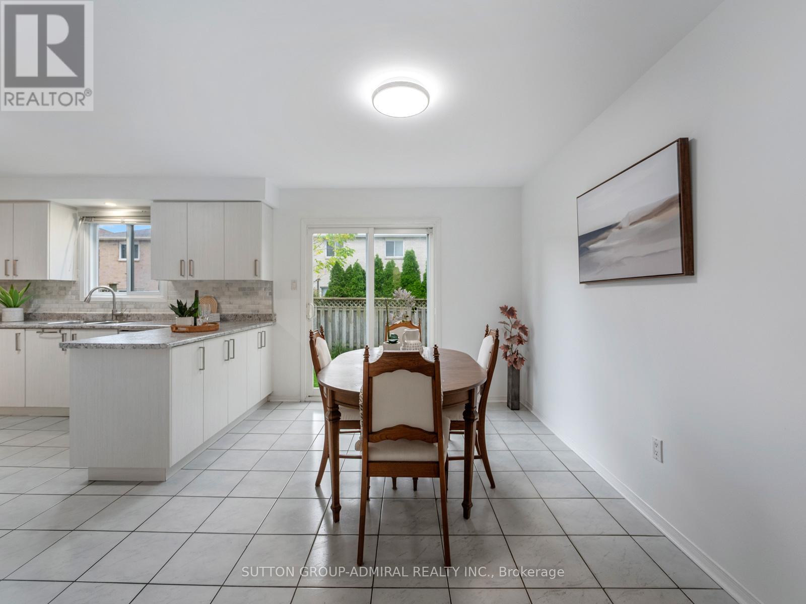 40 Brookmill Drive, Vaughan, Ontario  L4J 6K5 - Photo 12 - N12454382