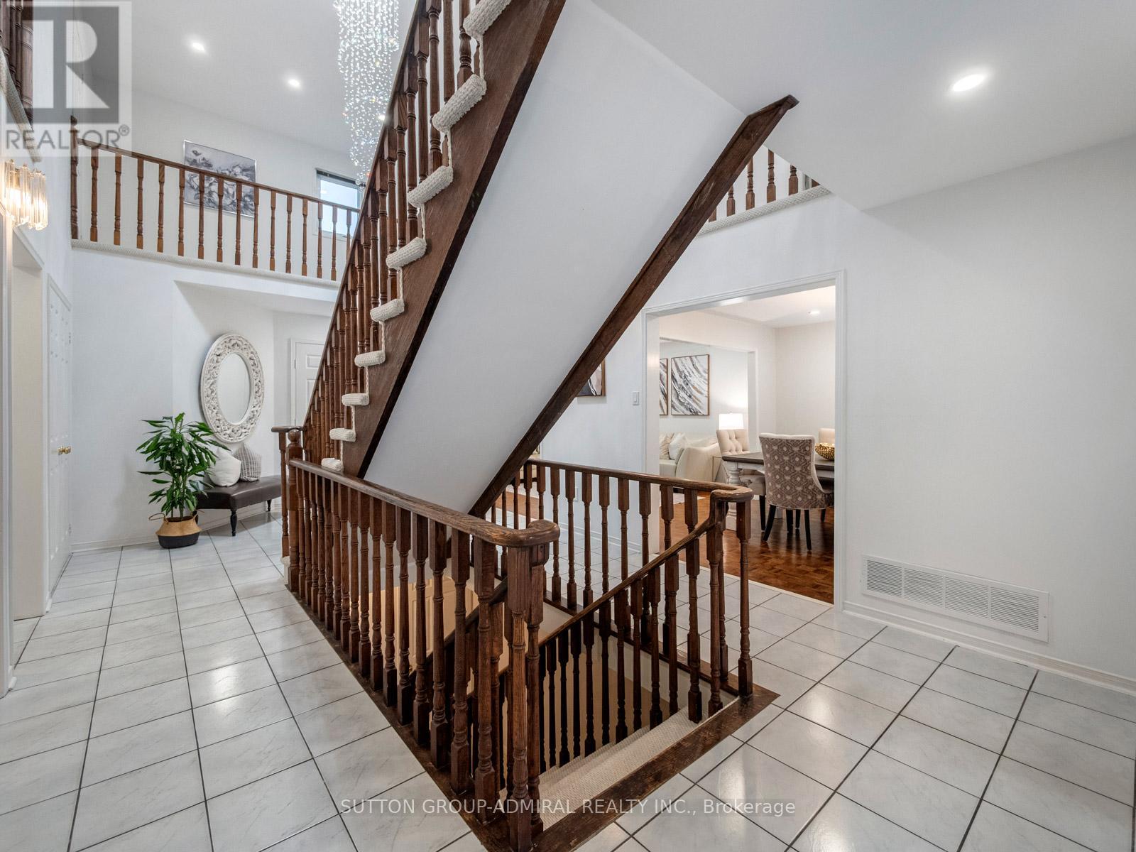 40 Brookmill Drive, Vaughan, Ontario  L4J 6K5 - Photo 19 - N12454382